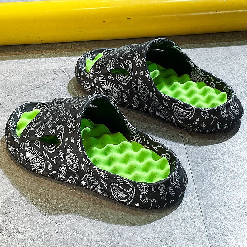 Chinelos Masculinos Sapatos de Verão Sandálias Estampadas Tendência Antiderrapante Slides Femininos Chinelo de Casal Moda Massagem Calçados de Praia
