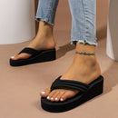 Chinelo Feminino Plataforma 2024 Verão Chinelos de Banheiro Sandálias Leves para Praia Sapatos Femininos