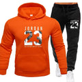 O moletom com capuz é um conjunto masculino para a Primavera de 2025 e um conjunto feminino para roupas esportivas femininas, com capuz e calças de moletom.